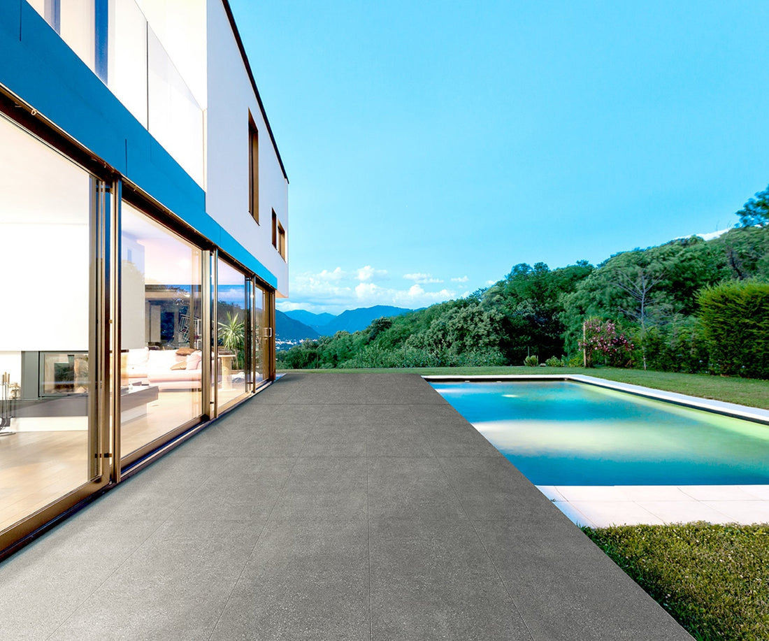 Everything you need to know about choosing the right material for your pool