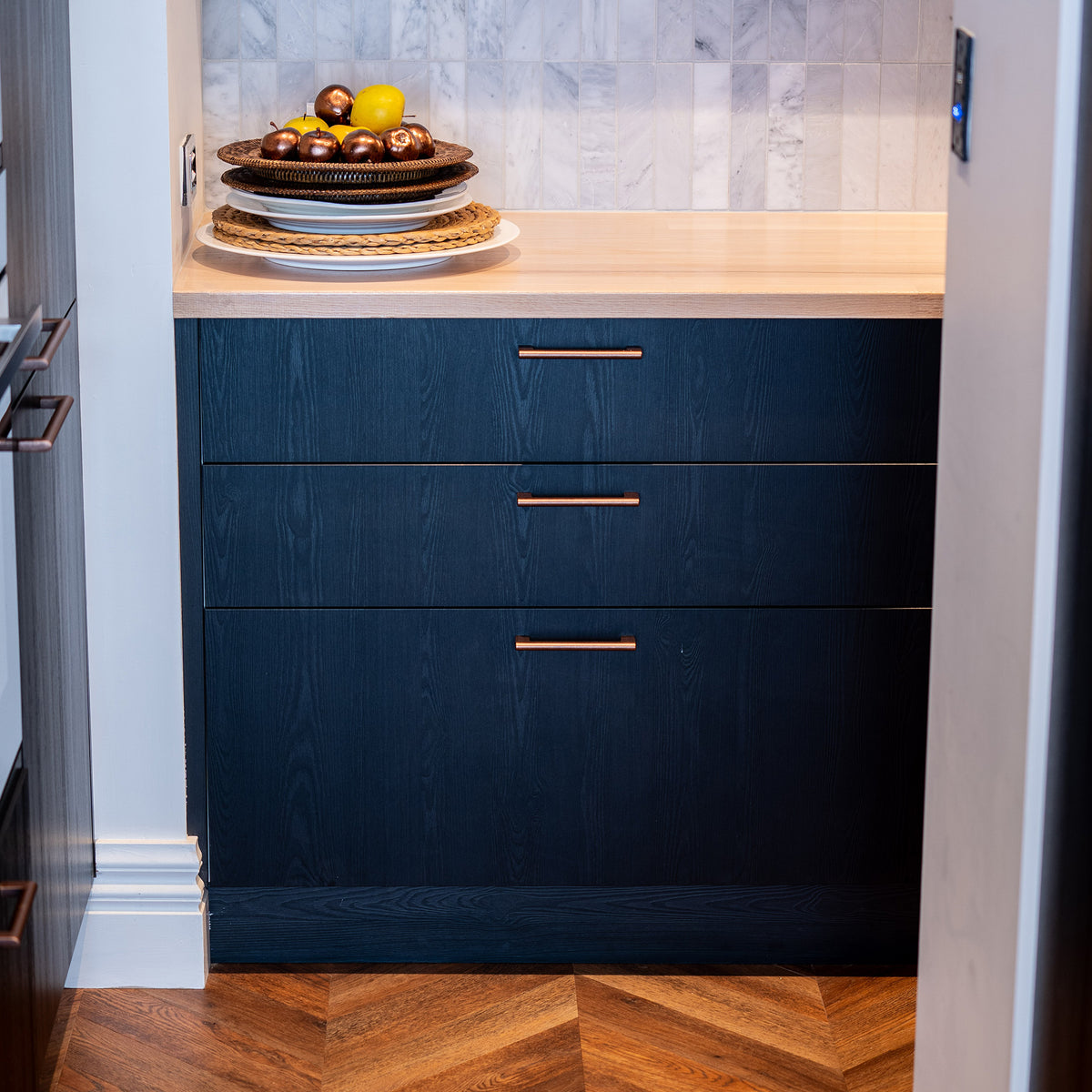 Natural Marble White Calacatta Herringbone Honed Mosaic - lifestyle view
