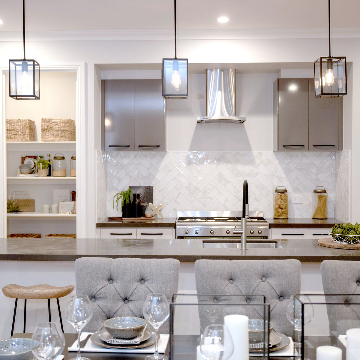 Carrara White Gloss Tile - lifestyle view