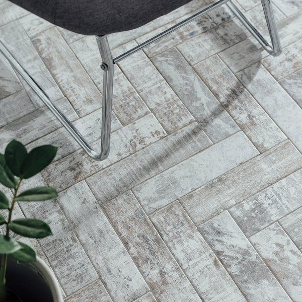 Kuni Grey Matt Tile - lifestyle view