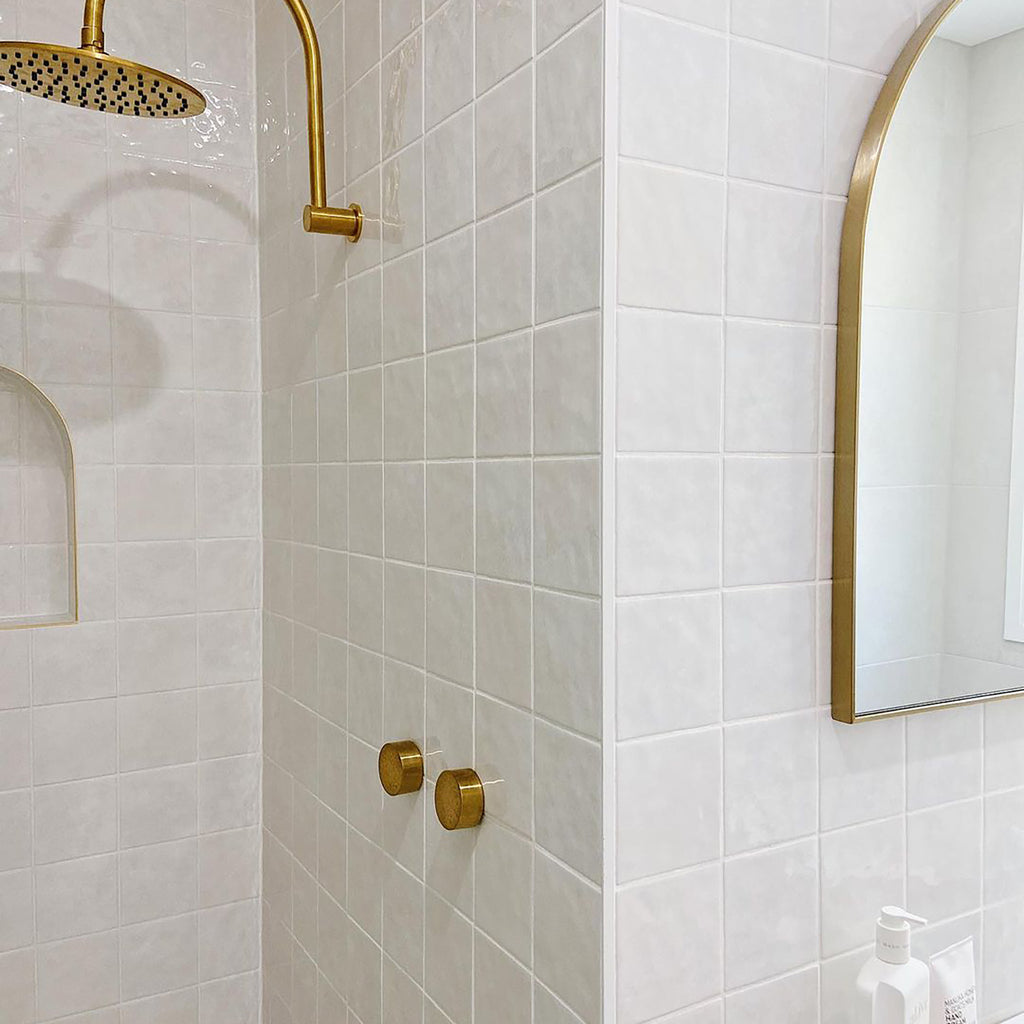 White Structured Gloss Tile - lifestyle view