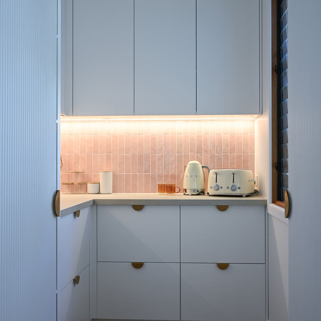 Pink Structured Gloss Tile - lifestyle view
