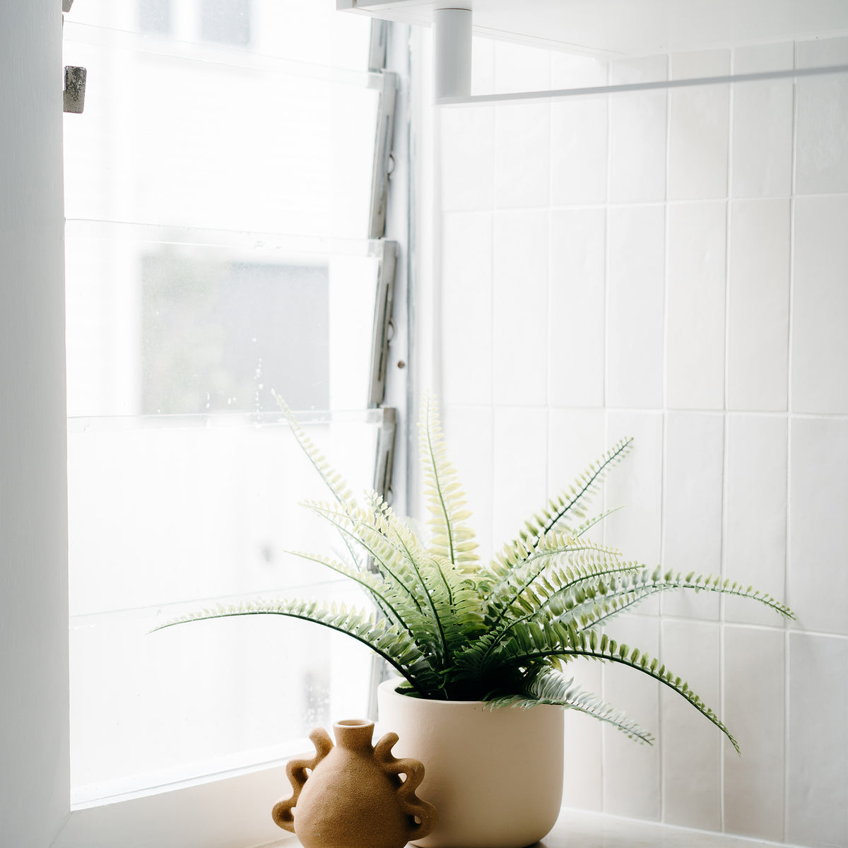White Structured Gloss Tile - lifestyle view