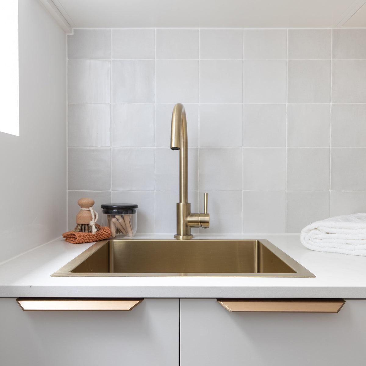 Sink Mixer Gooseneck 210 Tiger Bronze - lifestyle view