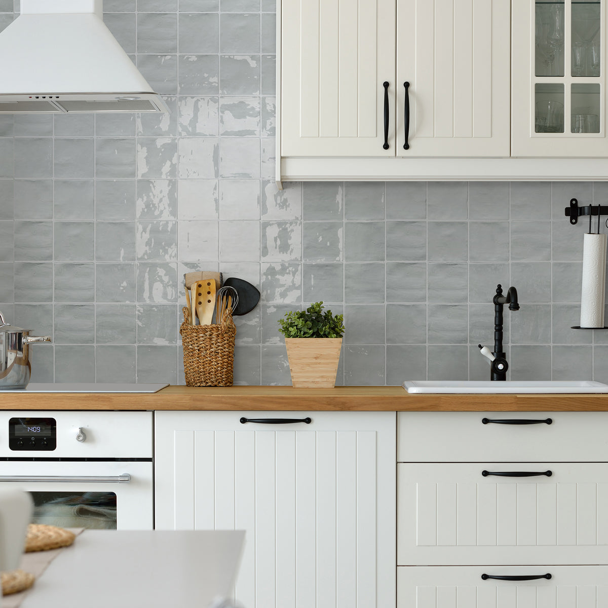 Structured Tile - lifestyle view
