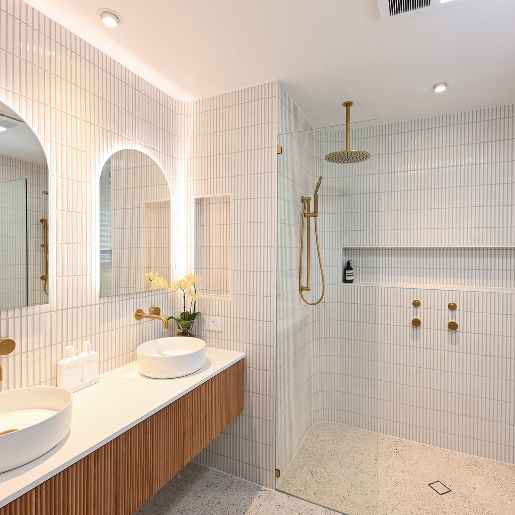 White Extra Textured Tile - lifestyle view