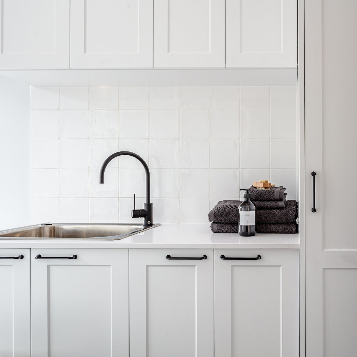 White Gloss Tile - lifestyle view