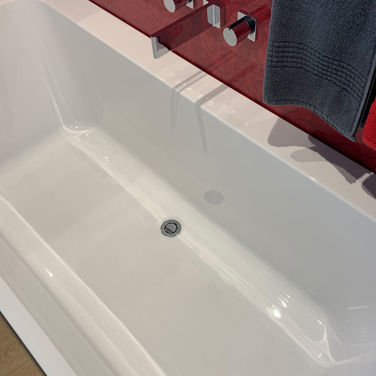 Bath Pop Down Waste Chrome 40mm - lifestyle view
