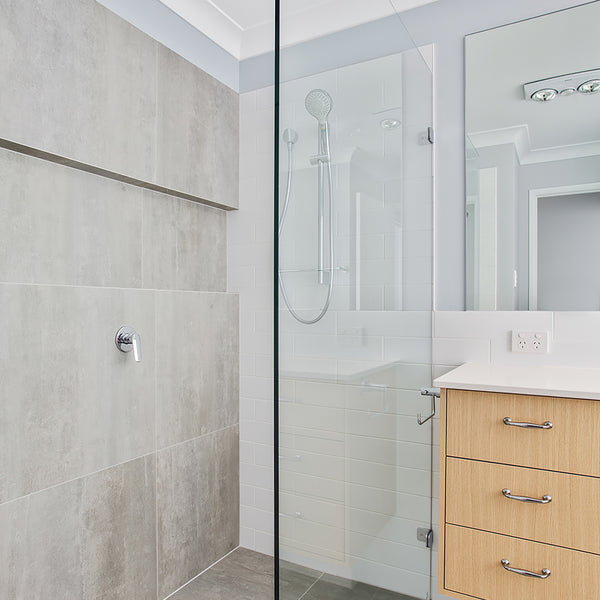 Megaflex Tile Insert Chrome 100x100x100mm - lifestyle view