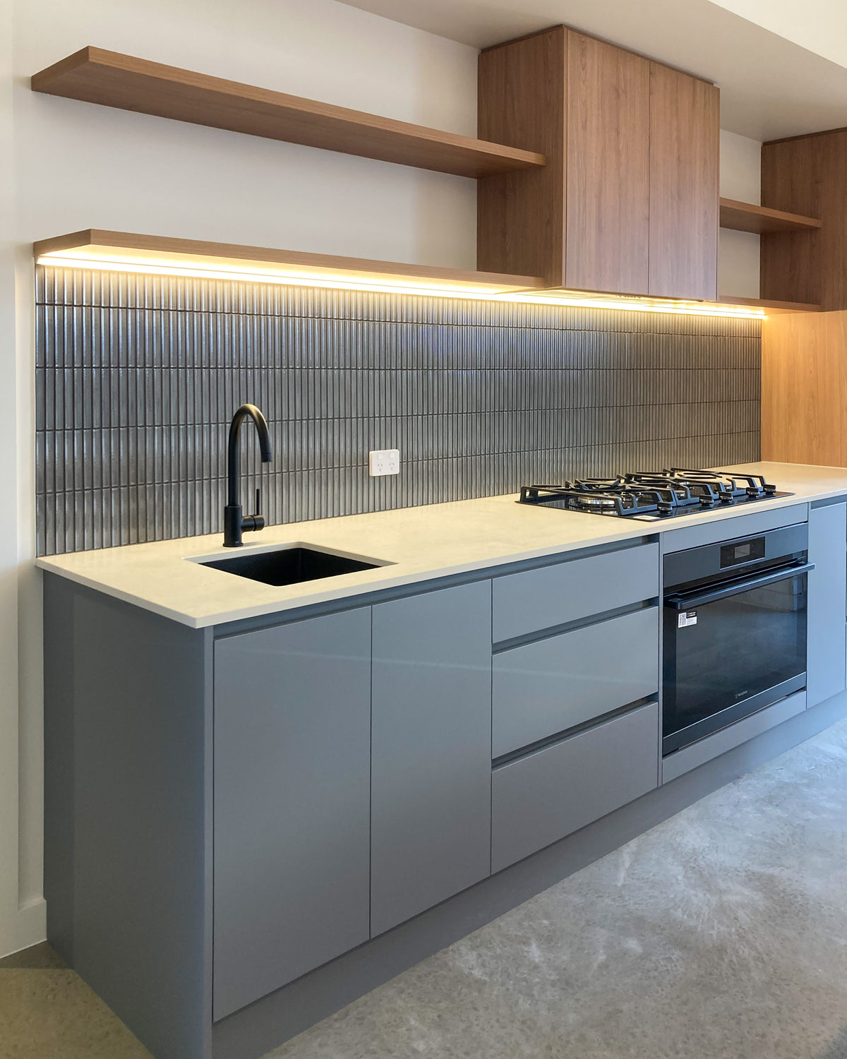 Ignite grey gloss tile splashback